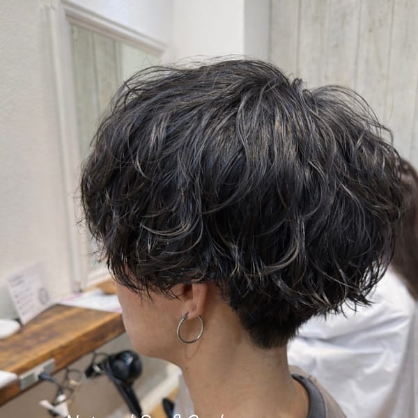 ナチュラルなサーフカールでこなれ感◎高橋美穂