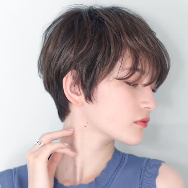 ショート・ボブ/白髪ぼかし/ハイライト/ボブレイヤー/40代