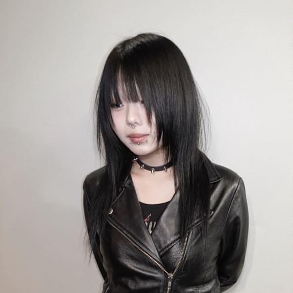 レイヤーカット　デザインカラー　ケアブリーチカラー　ウルフ