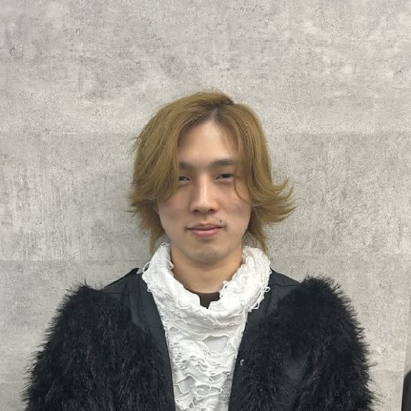 _WHITE 静岡店【アンダーバーホワイト シズオカテン】のスタッフ紹介。朝枝 啓悟