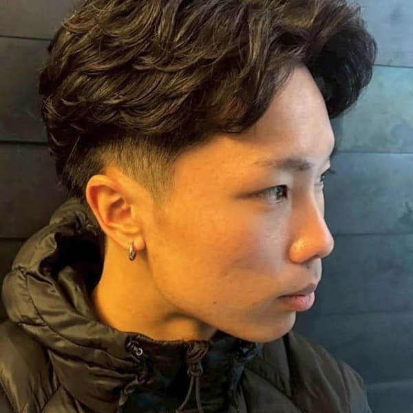 フェザーパーマ フェードカット シェービング 眉毛カット 