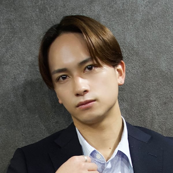 センターパート×曲がる縮毛矯正×韓国風×大人men's