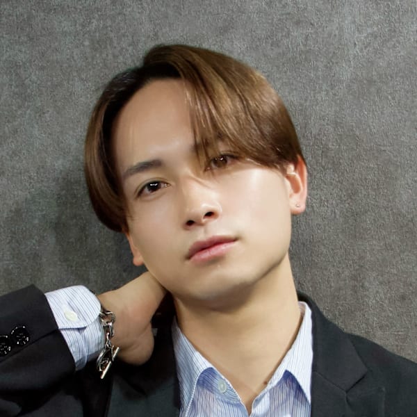 センターパート×曲がる縮毛矯正×韓国風×大人men's