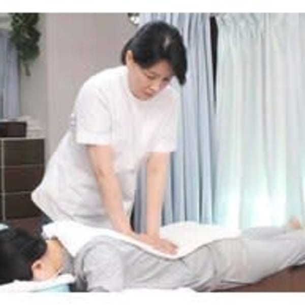 東明館 漢方Medicine経絡整体【トウメイカンカンポウイガクケイラクセイタイ】のスタッフ紹介。トウメイカンカンポウイガクケイラクセイタイ