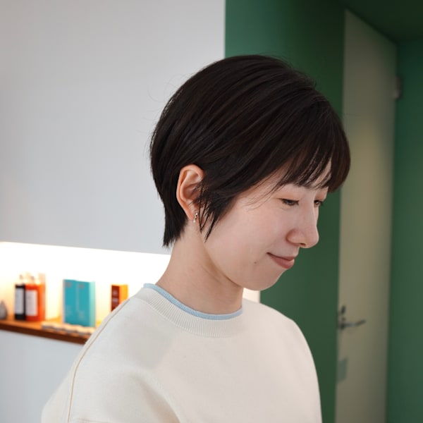 スタイリングが簡単な大人ショート|ananda