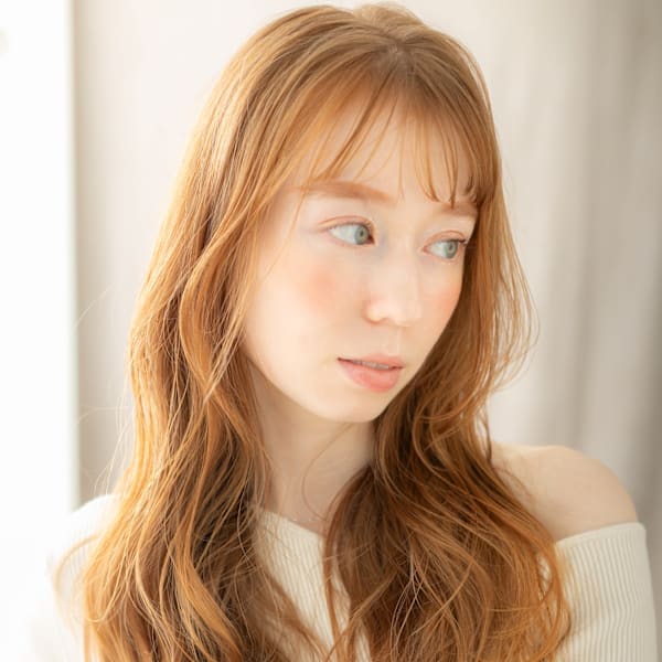 金髪ハイトーンカラーイメチェンフェミニンロング20代30代