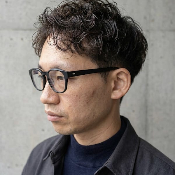 メンズ・眼鏡が似合う！大人の色気無造作パーマ♯46
