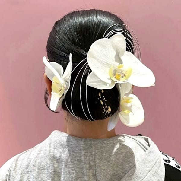 タイト アップスタイル ヘアアレンジ 黒髪 成人式 卒業式