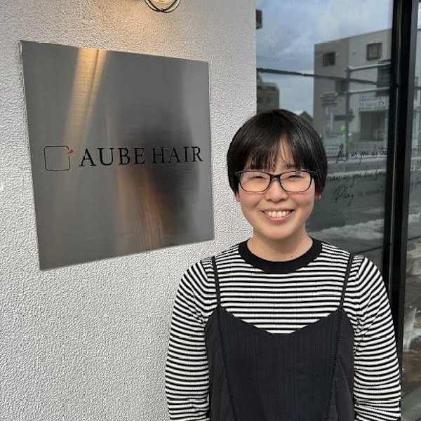 AUBE HAIR fino 小樽店 【オーブ ヘアー フィノ】【オーブ ヘアー フィノ オタルテン】のスタッフ紹介。渡邊 琴美