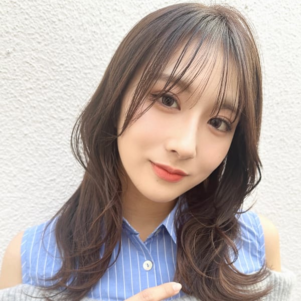 20代/30代/U24/顔まわり/レイヤーカット/くびれボブ