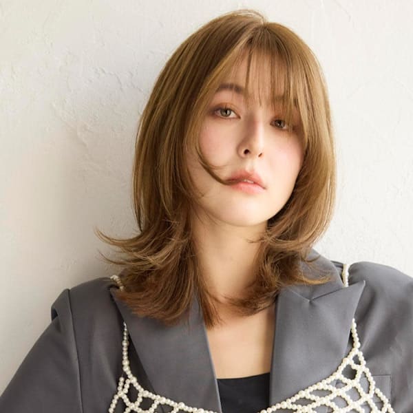 顔周りレイヤーミディアム|HAIR & MAKE EARTH 八王子店