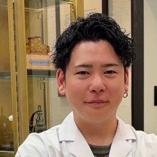 蔵田 智也|ヒロ銀座 バーバーショップ 札幌本店【HIRO GINZA BARBER SHOP】