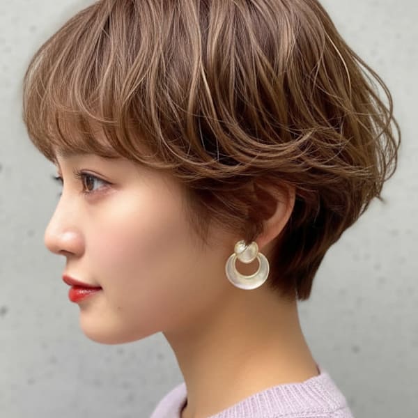 おしゃれな大人のグラデーションボブ×ハイライト 白髪ぼかし