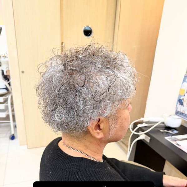 大人メンズパーマツイストスパイラルカーリーヘア