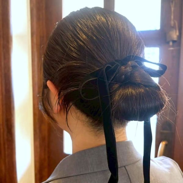 シニヨン お呼ばれへア 結婚式 ヘアアレンジ ヘアセット