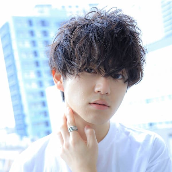 ラフで洗練された抜け感マッシュショート