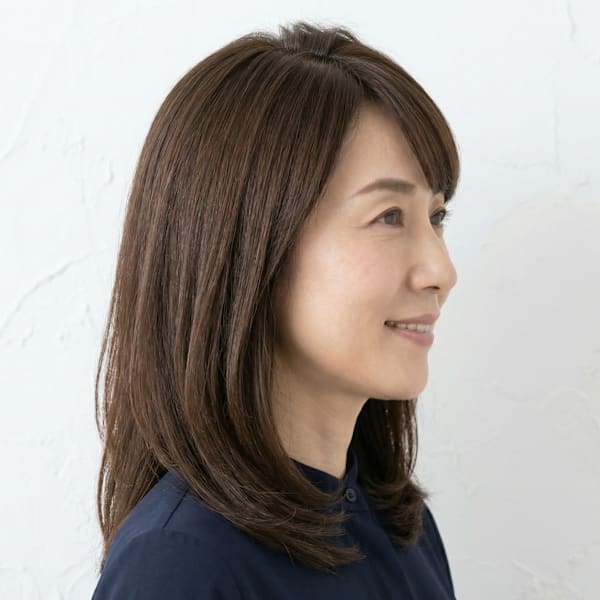乾かすだけでまとまる上品ミディアム