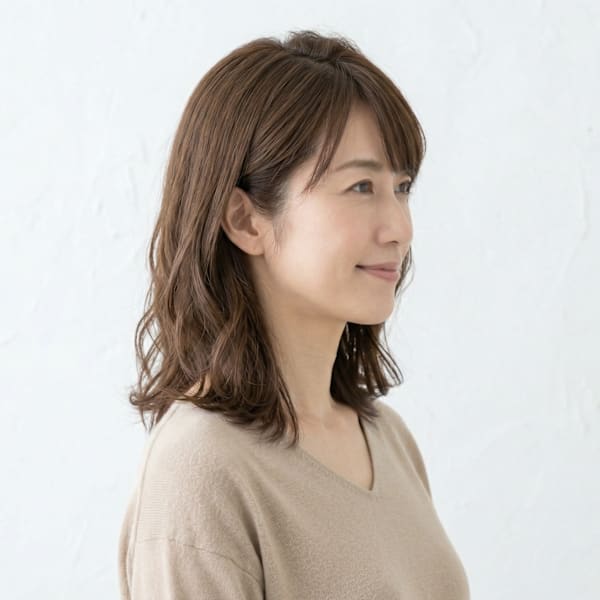 【30代40代◎】ふんわりミディアムレイヤー×潤い艶ブラウン|コミュニティサロン と和(巣鴨/髪質改善/白髪染め/白髪ぼかし/ノンジアミン/縮毛矯正)