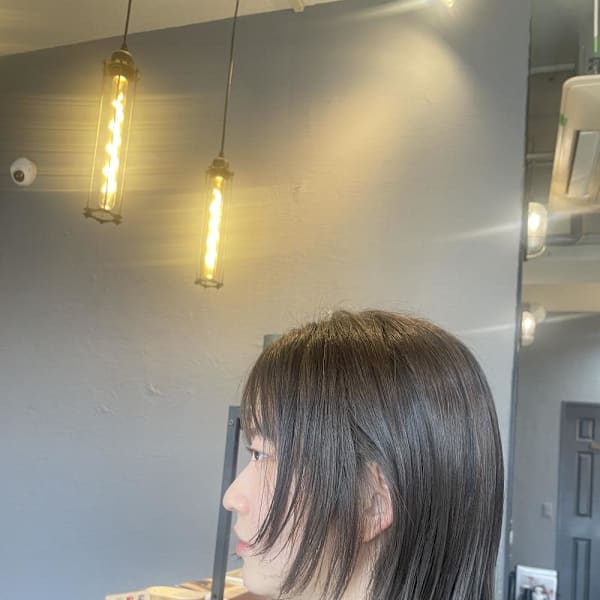 顔周りレイヤーボブ