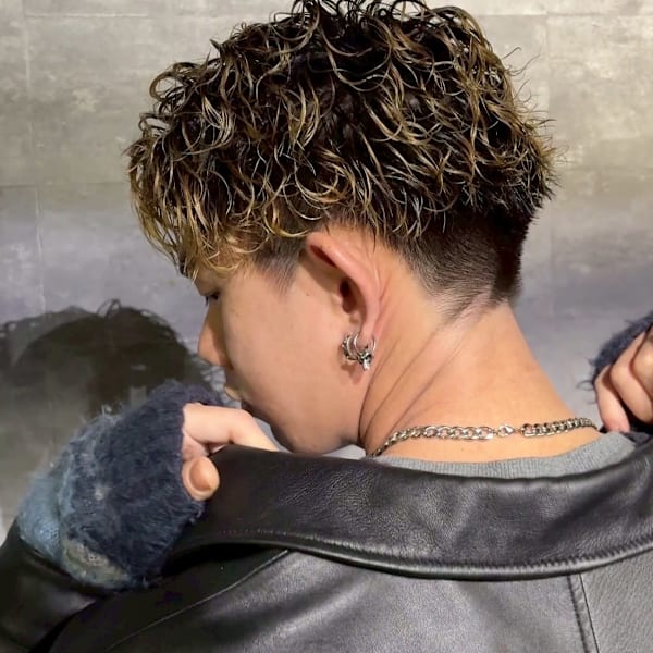 men's salon Ano. 大分中央町店【アノ】