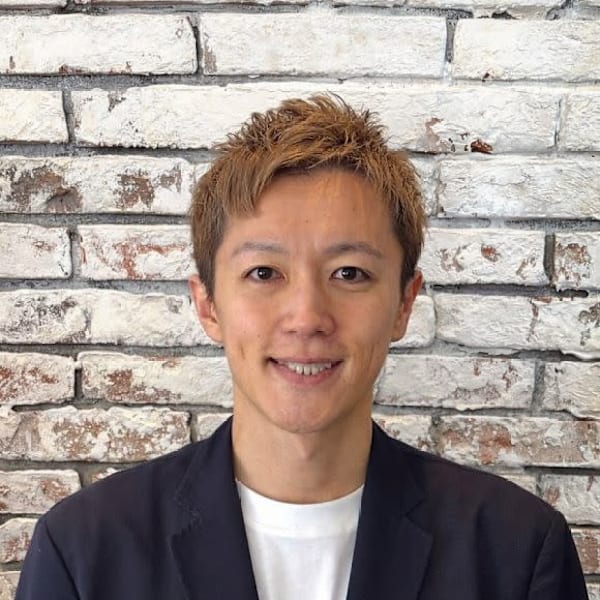 AUBE HAIR silence 札幌元町店 【オーブ ヘアー シロンス】【オーブ ヘアー シロンス サッポロモトマチテン】のスタッフ紹介。岡野 孝明