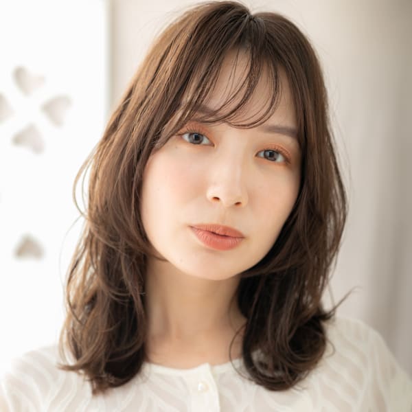 ダークブラウンセミロングレイヤー小顔ウルフカット30代40代