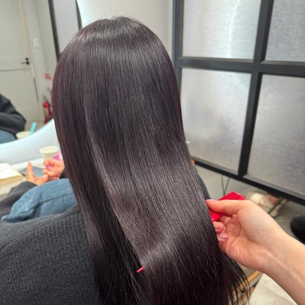 暗めボルドーカラー