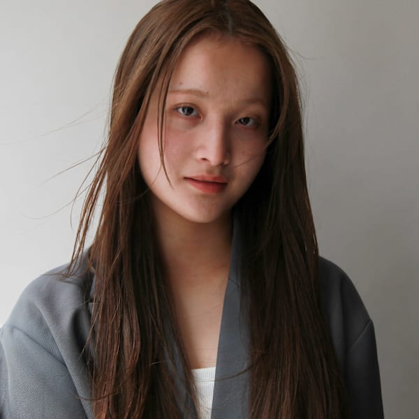 ロング　レイヤー　ブラウンカラー