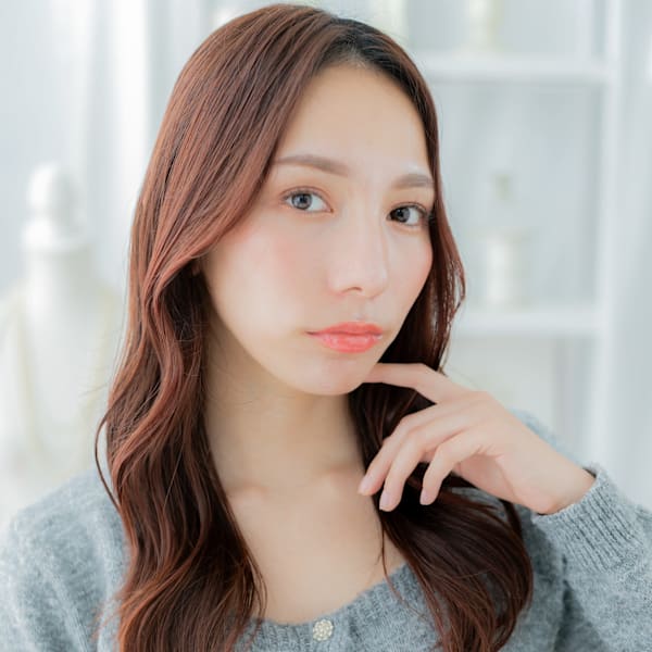 大人美人ブリーチなしダークパープルレイヤーカット　韓国巻きb