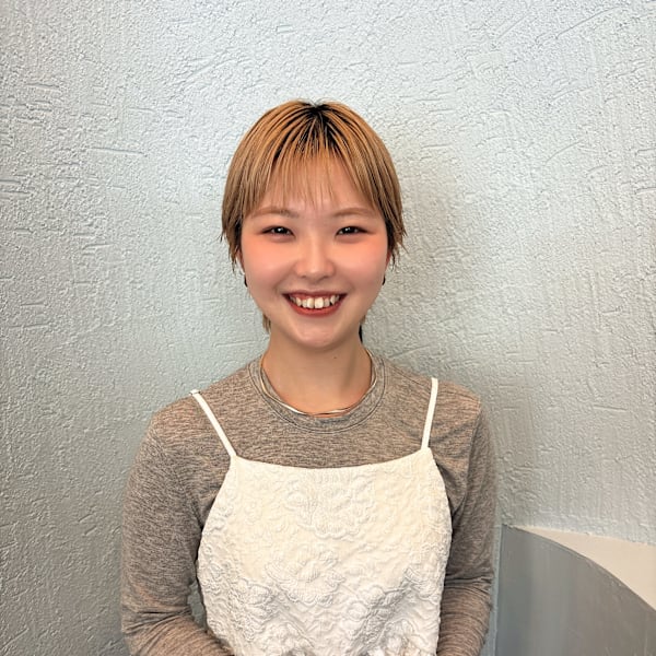 平河 綾花|半個室型美容室 Sourire 福岡別府店