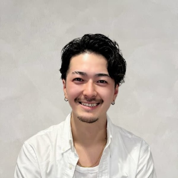 太田 将貴|ReFa認定プレミアムサロン 全席個室美容室 Zina 川崎西口 髪質改善&ヘッドスパ【ジーナ】