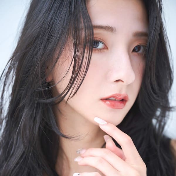 大人小顔ロングレイヤー韓国ヘア