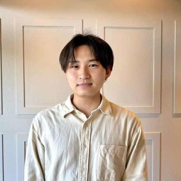 全席個室美容室 Zina 千早 髪質改善&トリートメント【ゼンセキコシツビヨウシツ ジーナ チハヤ カミシツカイゼン】のスタッフ紹介。丸毛 一輝