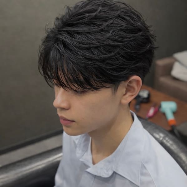 ∞フェザー
