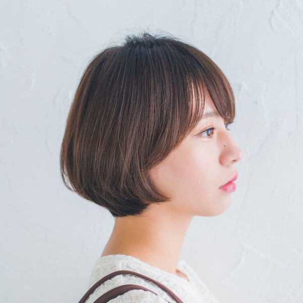 大人シンプルショートボブ