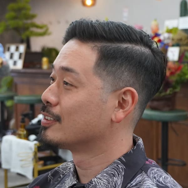 WHISKERS BARBER SHOP×スタイル