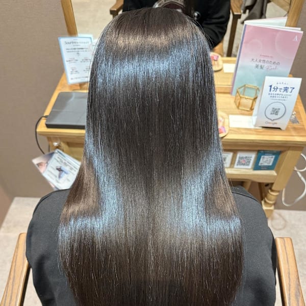 ロングヘア髪質改善縮毛矯正・20代