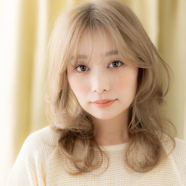 大人かわいいコテ巻き風パーマクラゲウルフカット20代30代