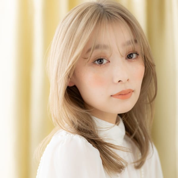 ハイトーンカラークラゲウルフハイレイヤーカット20代30代