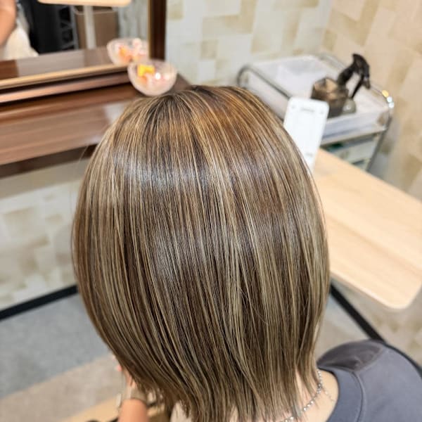 白髪気にならなくなる細めハイライト|hair Dr.VEGA