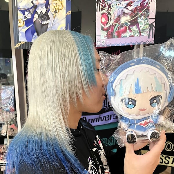 ホロライブ がうる・ぐら カラー