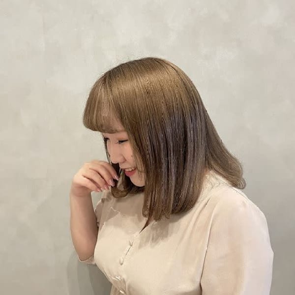 ネイルサロンCleo中目黒店【ネイルサロンクレオナカメグロテン】のスタッフ紹介。ヒトミ 