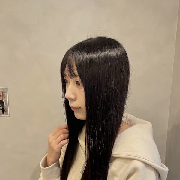 ネイルサロンCleo中目黒店【ネイルサロンクレオナカメグロテン】のスタッフ紹介。アカリ 