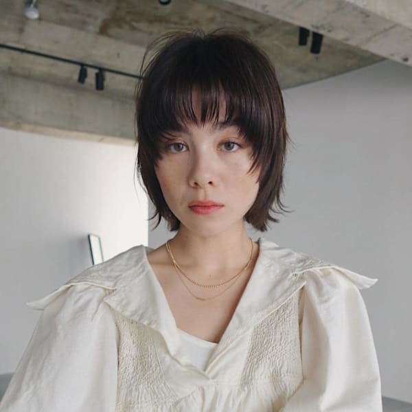 ボブウルフ/顔周りレイヤーウルフヘア髪型20代30代40代