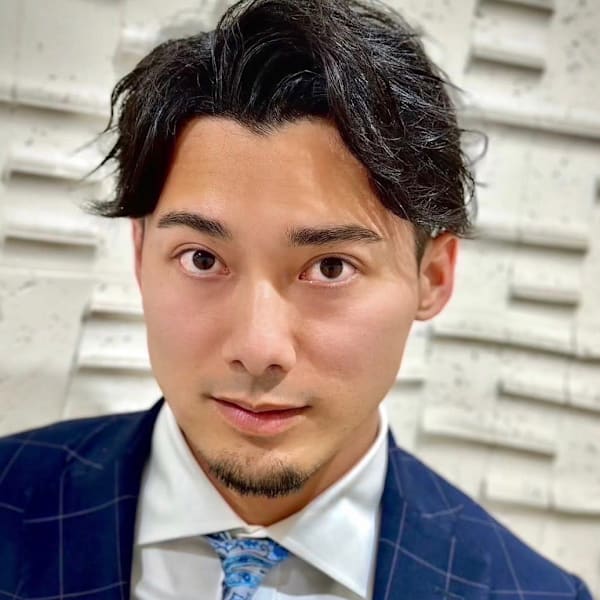 【大人フェザー】波打ちセンターパート×ニュアンスパーマ