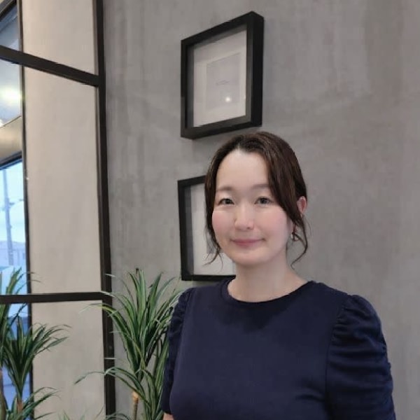 AUBE HAIR renata 釧路店 【オーブ ヘアー レナ―タ】【オーブ ヘアー レナータ クシロテン】のスタッフ紹介。Chihiro