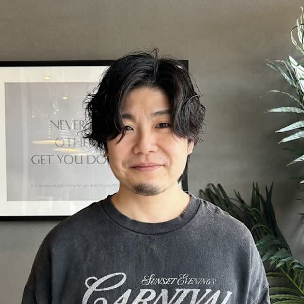 TANIGUCH I |AUBE HAIR era 赤江店 【オーブ ヘアー エラ】