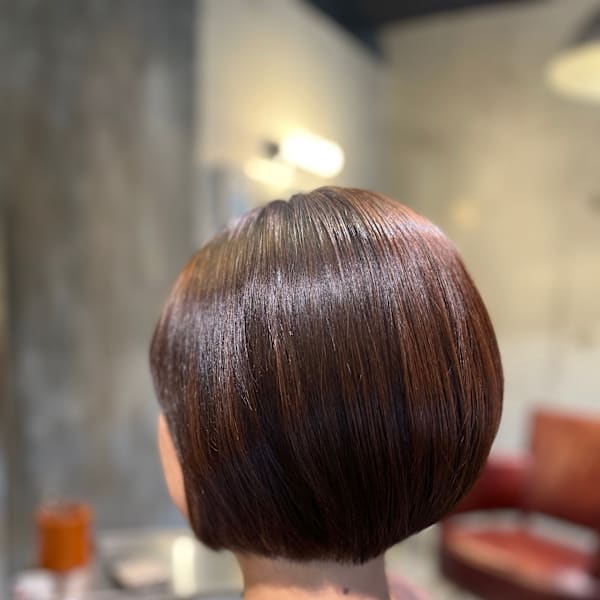 丸みシルエットの艶ボブ✨
