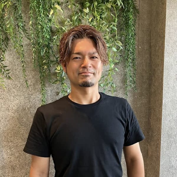 永山 誉|AUBE HAIR puur 沖縄浦添店 【オーブ ヘアー プール】