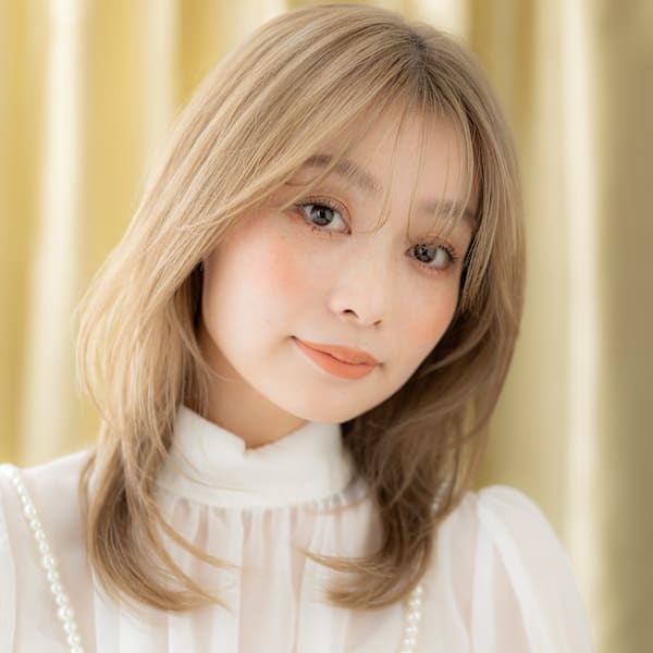 ハイトーンカラークラゲウルフハイレイヤーカット20代30代